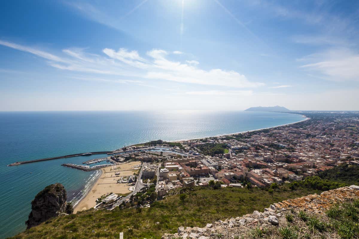 Terracina&nbsp; Il caso di Terracina, dalla Bandiera Blu al divieto di balneazione