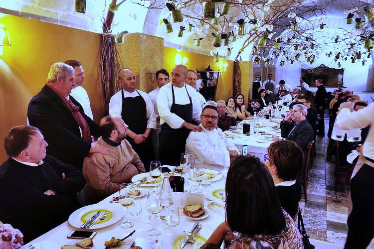 Gli chef in sala (Con Terre di Shemir day grandi cuochi a casa Pellegrino)