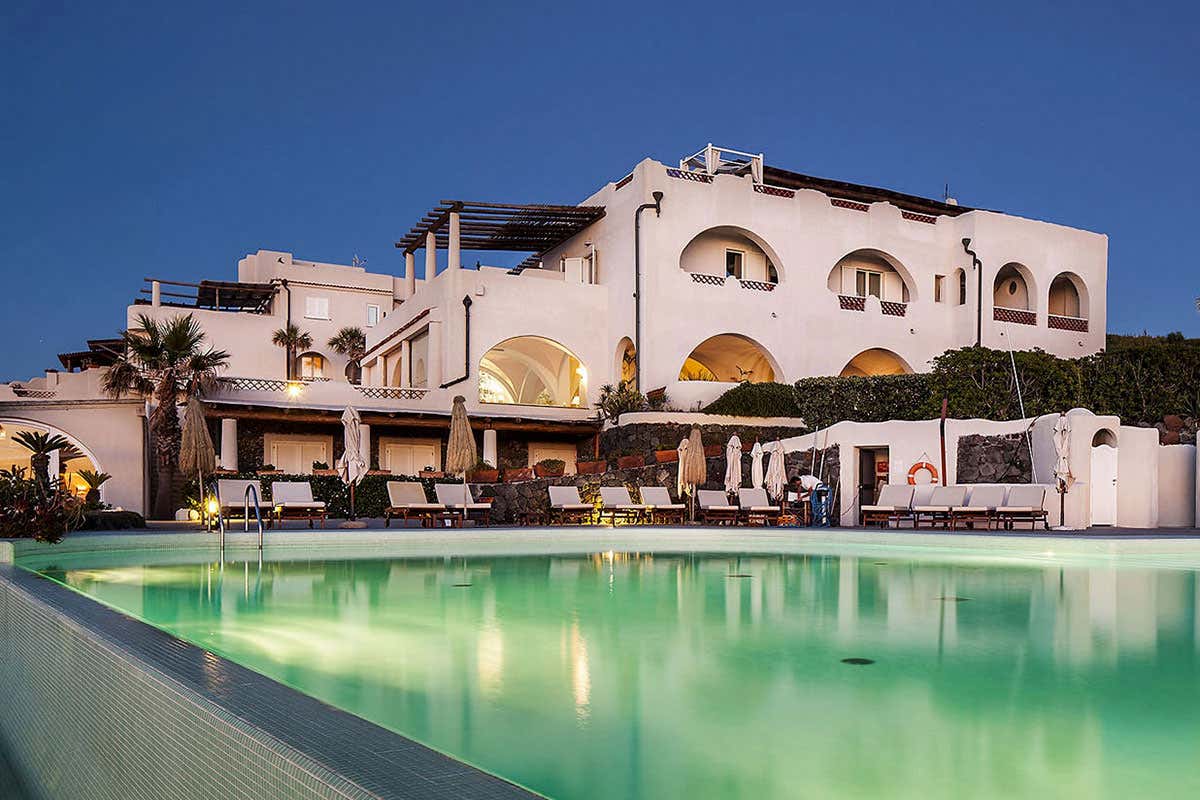 Therasia Resort e Spa 