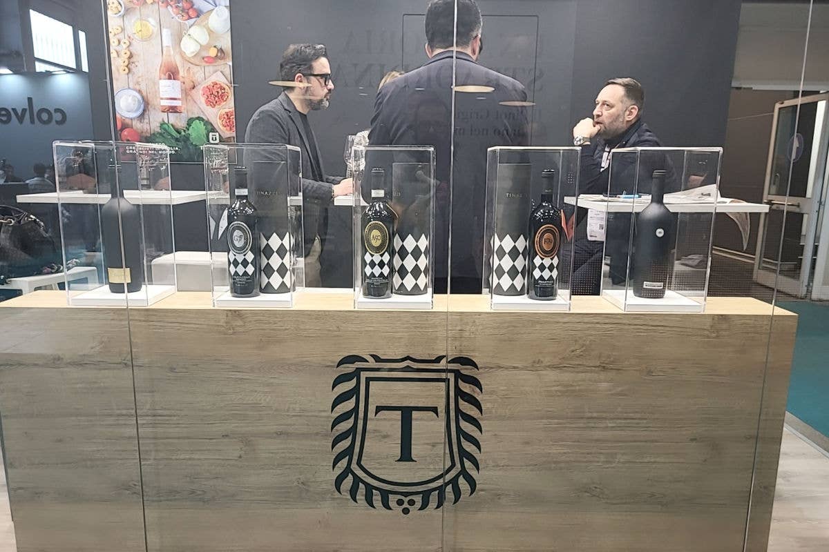 I vini (pluripremiati) rosati di Cantine Tinazzi alla fiera di Verona