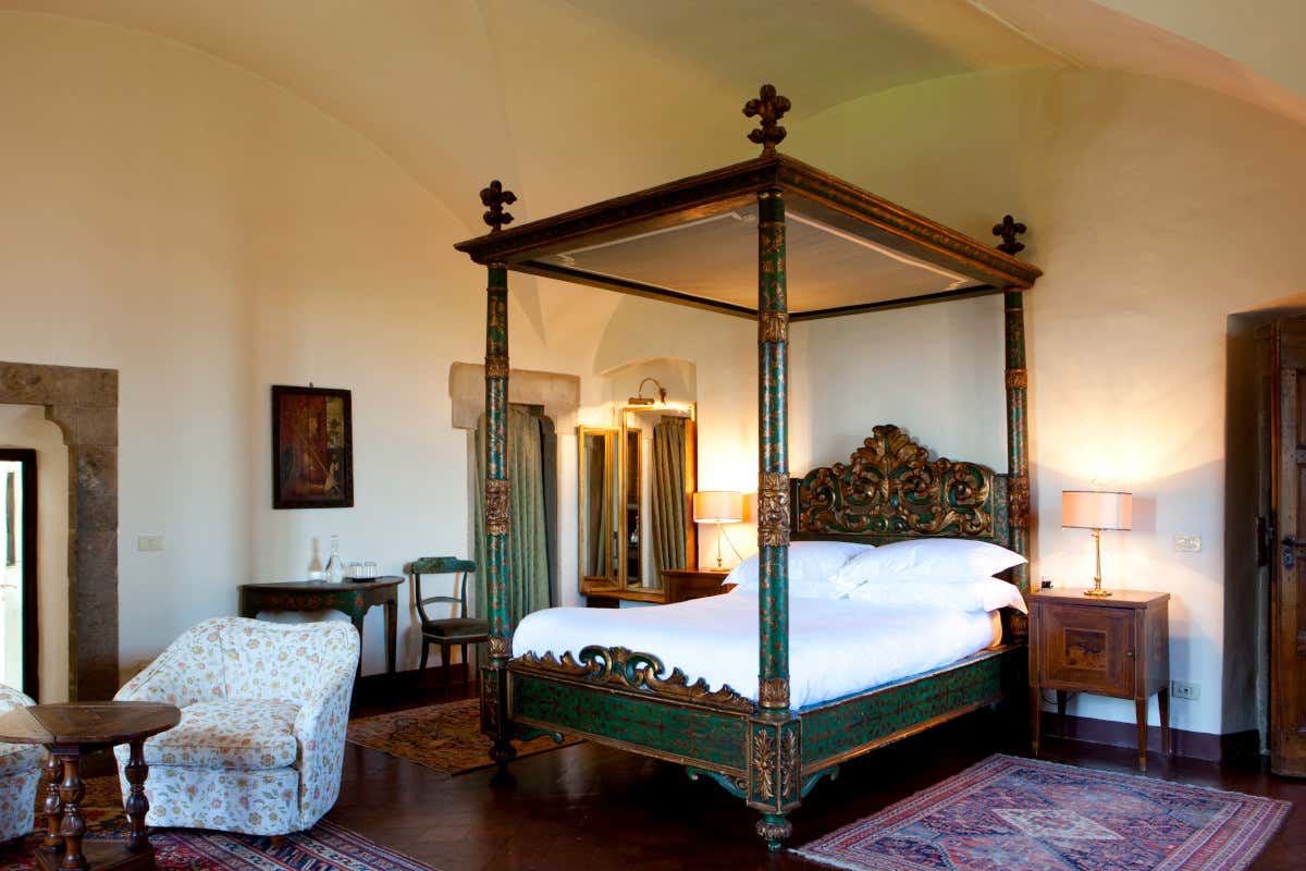 La torre del poeta Guido Cavalcanti è oggi un hotel di lusso sulle colline di Firenze La torre del poeta Guido Cavalcanti è oggi un hotel di lusso sulle colline di Firenze