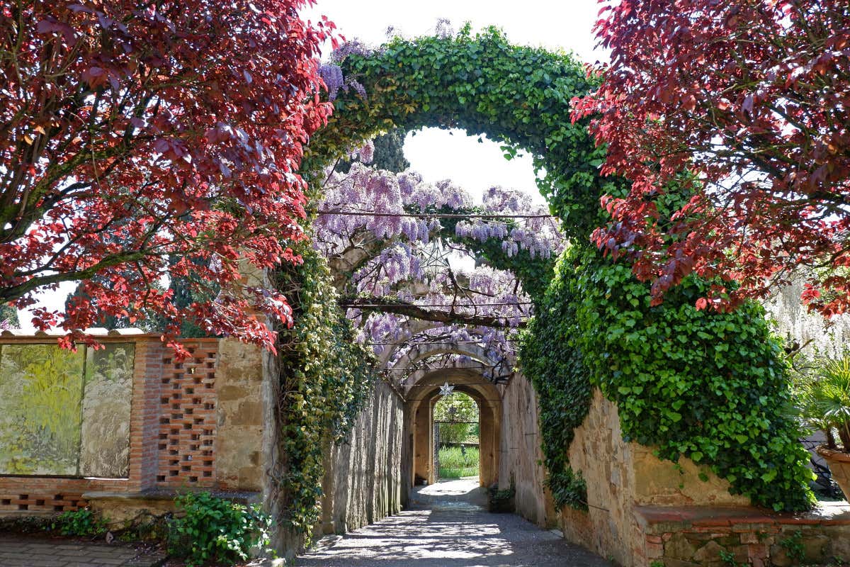 La torre del poeta Guido Cavalcanti è oggi un hotel di lusso sulle colline di Firenze La torre del poeta Guido Cavalcanti è oggi un hotel di lusso sulle colline di Firenze