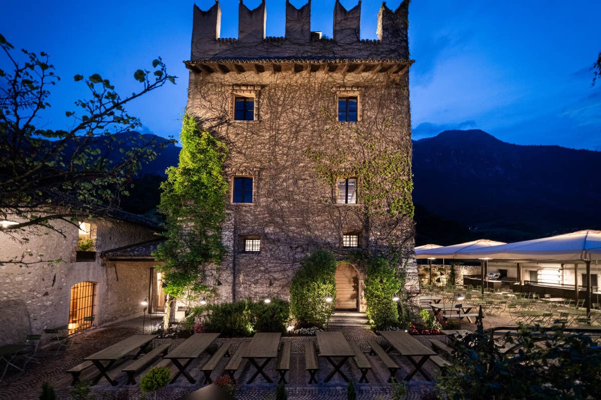 Inaugurato La Torre, il nuovo Biergarten Forst a Trento Forst inaugura