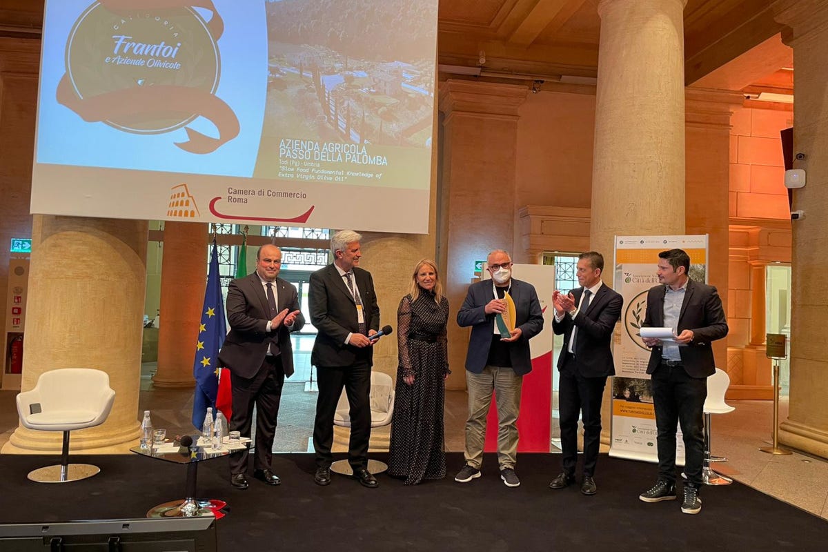 Premio Frantoio all'Azienda Agricola Passo della Palomba di Todi Turismo dell’Olio: Umbria e Toscana fanno incetta di premi
