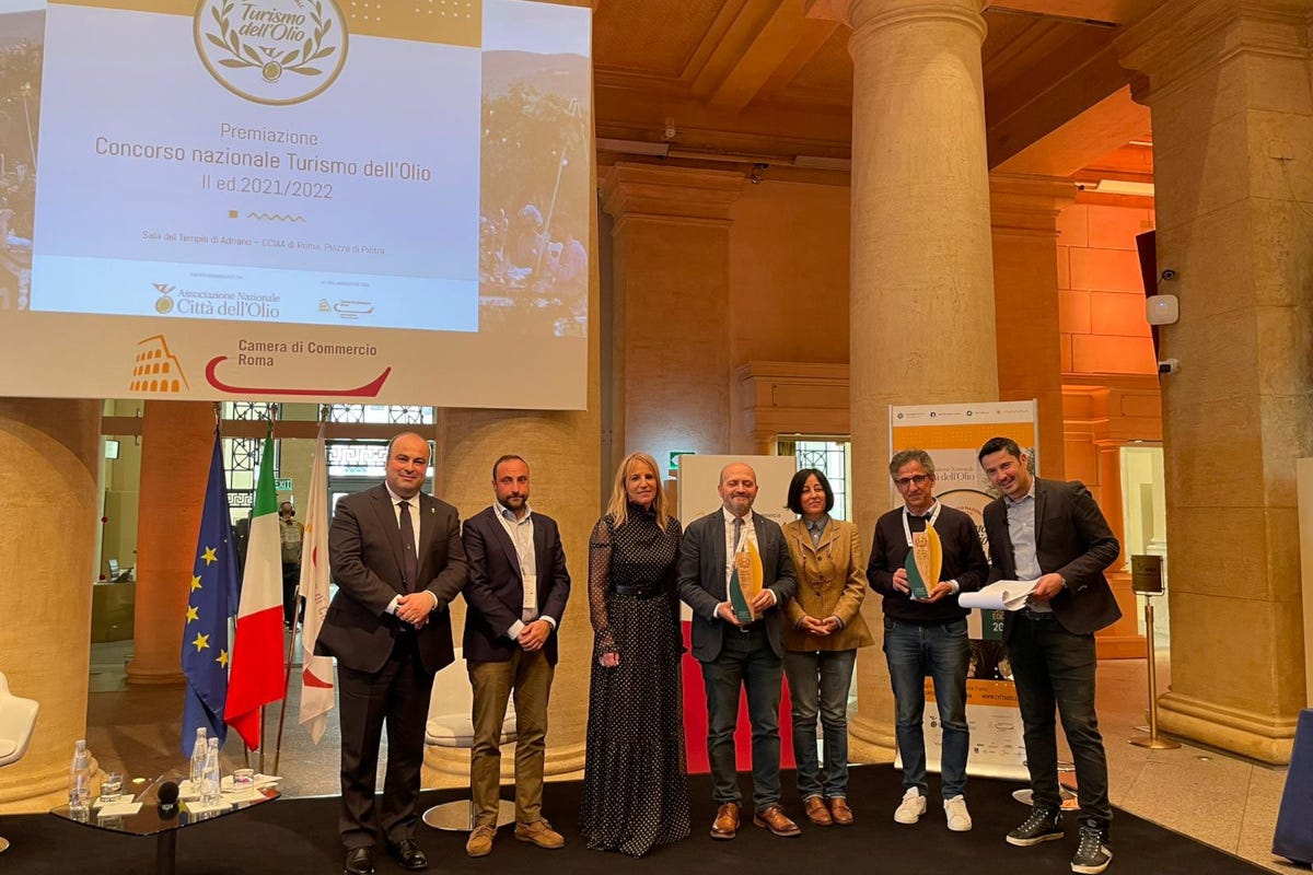 Strada dell'Olio e Soc Coop Serapia di Ostuni Turismo dell’Olio: Umbria e Toscana fanno incetta di premi