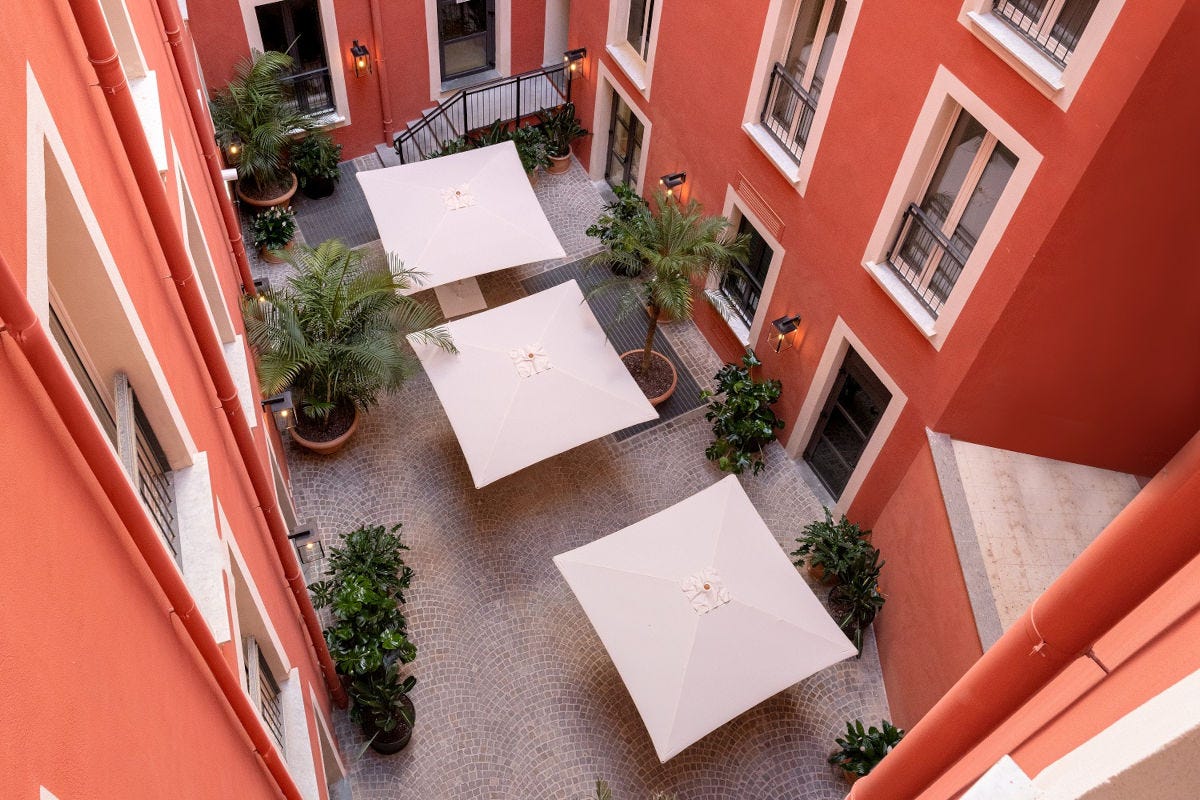 Una vista sul cortile interno dell'Unahotels Trastevere Roma 