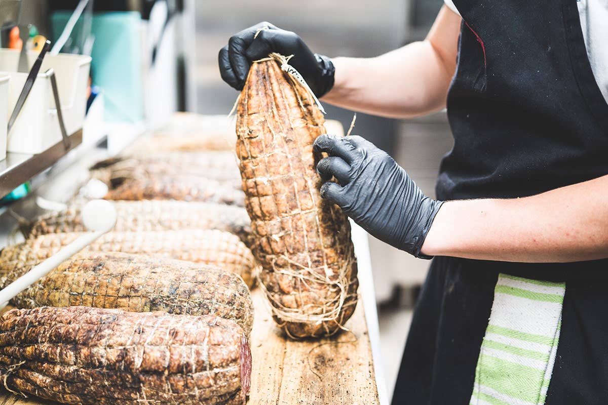 Settembre... tempo di salami alla Trattoria Visconti