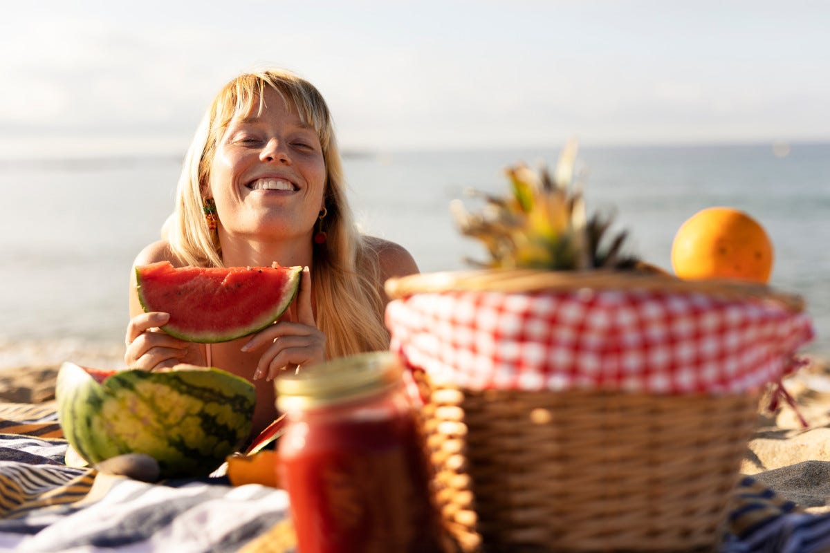 Mangiare sano in vacanza: consigli per un'estate senza rimpianti