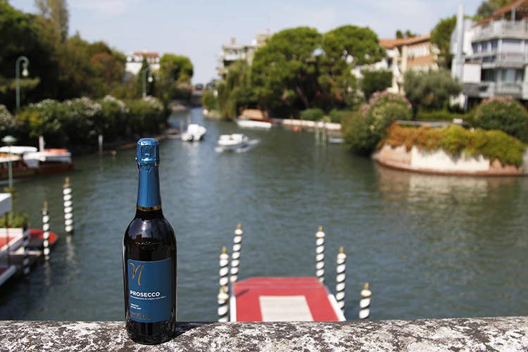 Ponte 1948 al Festival di Venezia - Sul red carpet di VeneziaBrindisi con il Prosecco Ponte1948