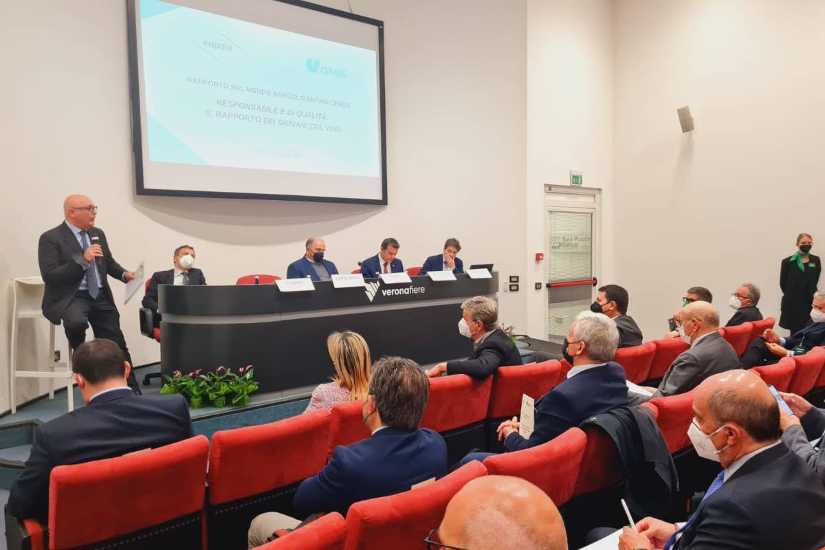 I relatori che hanno partecipato alla presentazione del rapporto Censis Enpaia  I giovani italiani non sono degli ubriaconi: sempre più responsabili ed esigenti