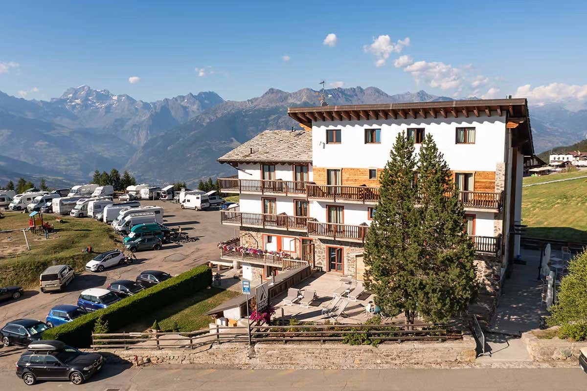 Valle d’Aosta d’estate: perché scegliere Pila per le tue vacanze alpine Valle d’Aosta d’estate: perché scegliere Pila per le tue vacanze alpine