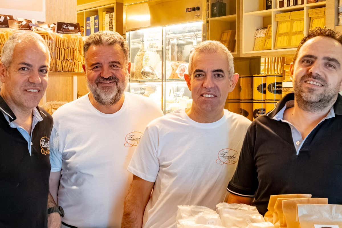 Il mulino di famiglia che da 70 anni profuma le campagne bresciane Il mulino di famiglia che da 70 anni profuma le campagne bresciane