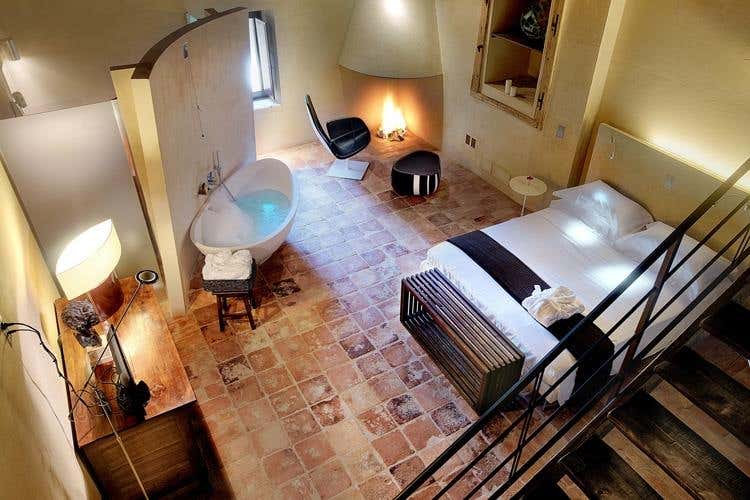 (Castello di Semivicoli a Casacanditella 
Un viaggio tra i vini di Masciarelli)