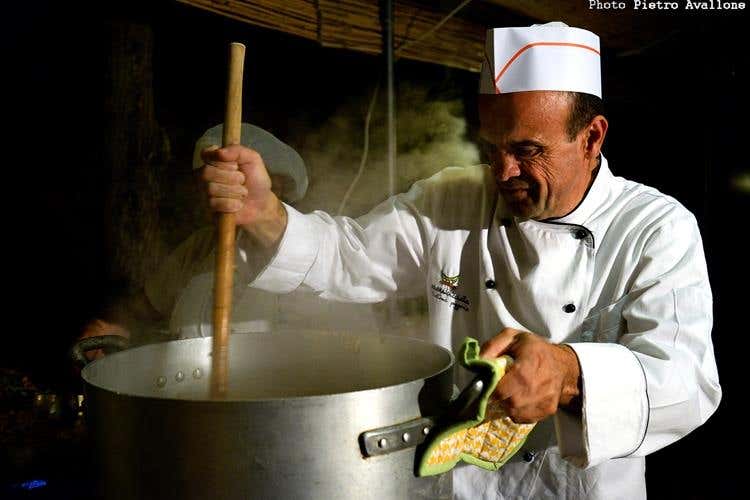 Preparazione della maracucciata - foto Pietro Avallone