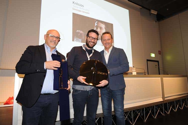 Claudio Sadler con Giuseppe Iannotti (chef Krèsios) e Francesco Cerea - Cinque nuovi ristoranti ne Le Soste 
Una app aggiornerà su tutti gli eventi