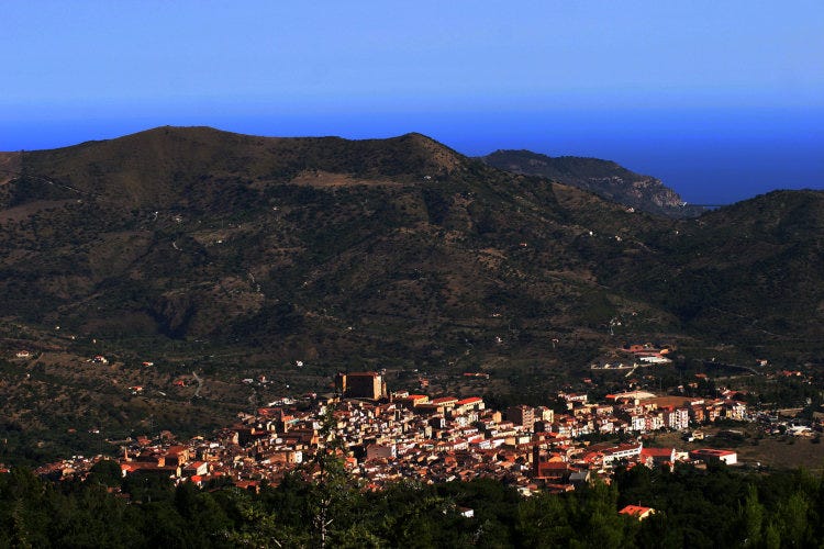 Castelbuono in Sicilia. Fonte: Archivio Associazione Nazionale Città del Tartufo