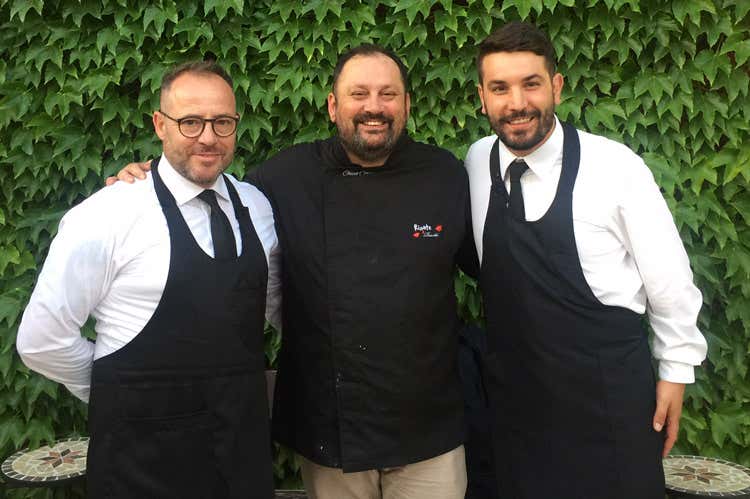 Stefano Zibetti, Chicco Coria e Umberto Sirtoli (Dai banchetti al “ristorantino” 
Al Borgogna le due anime di Coria)