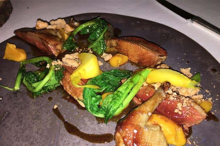 Piccione in doppia cottura, rape allo zafferano, purea di zucca e amaretto - Giancarlo Morelli: «Un bravo cuoco è anche imprenditore e pensa al futuro»