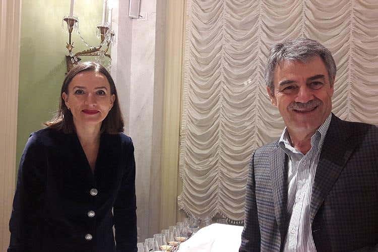 (I vini di Villa d’Este Wine Symposium 
Seminari e degustazioni da 23 Paesi)