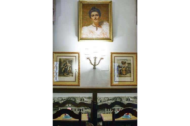 Il rito del tè all'inglese da Babingtons 
Tradizione a piazza di Spagna dal 1893