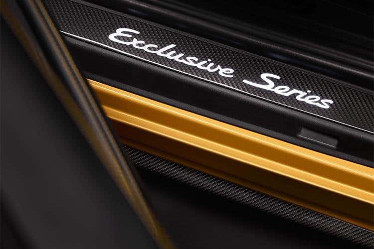 La nuova 911 Turbo S Exclusive Series 
Più potente, ricercata e singolare