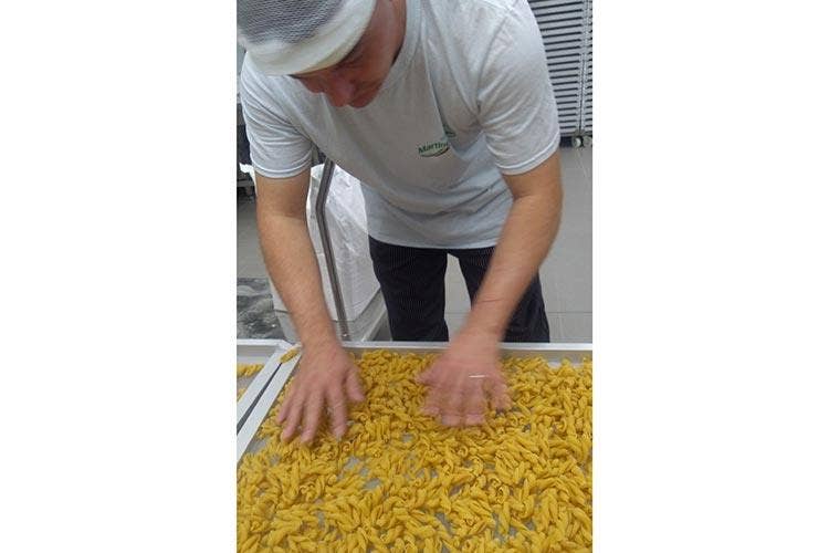 (Pasta, farina e snack Legù 
Solo a base di legumi)