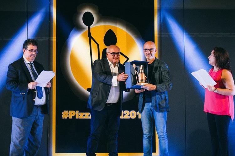Franco Pepe (#PizzAward 2018 
Il vincitore è Stefano Miozzo)