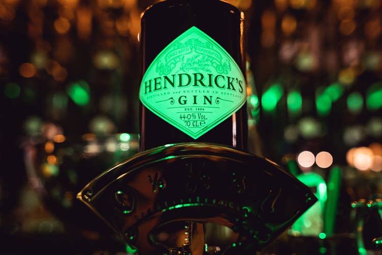 (Roma, un “temporary” hotel 
per celebrare l’Hendrick’s gin
)