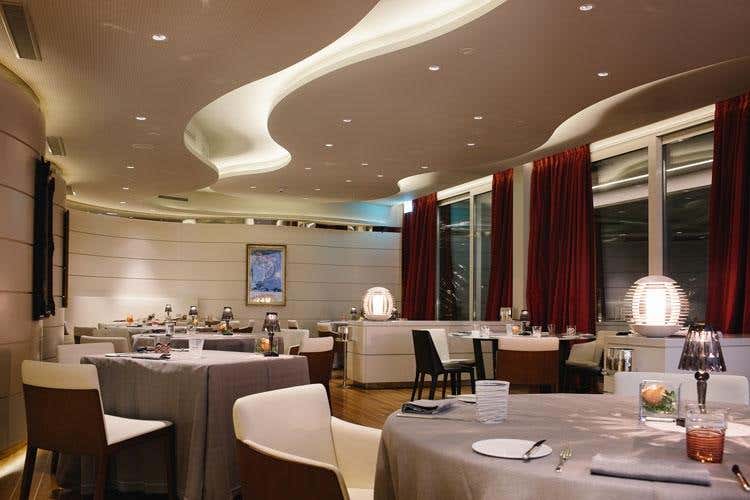 (Tradizione, creatività e territorialità 
Mauro Grandi a The View Lugano)